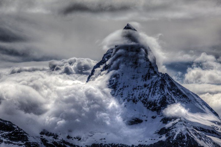 Matterhorn Banner Cloud